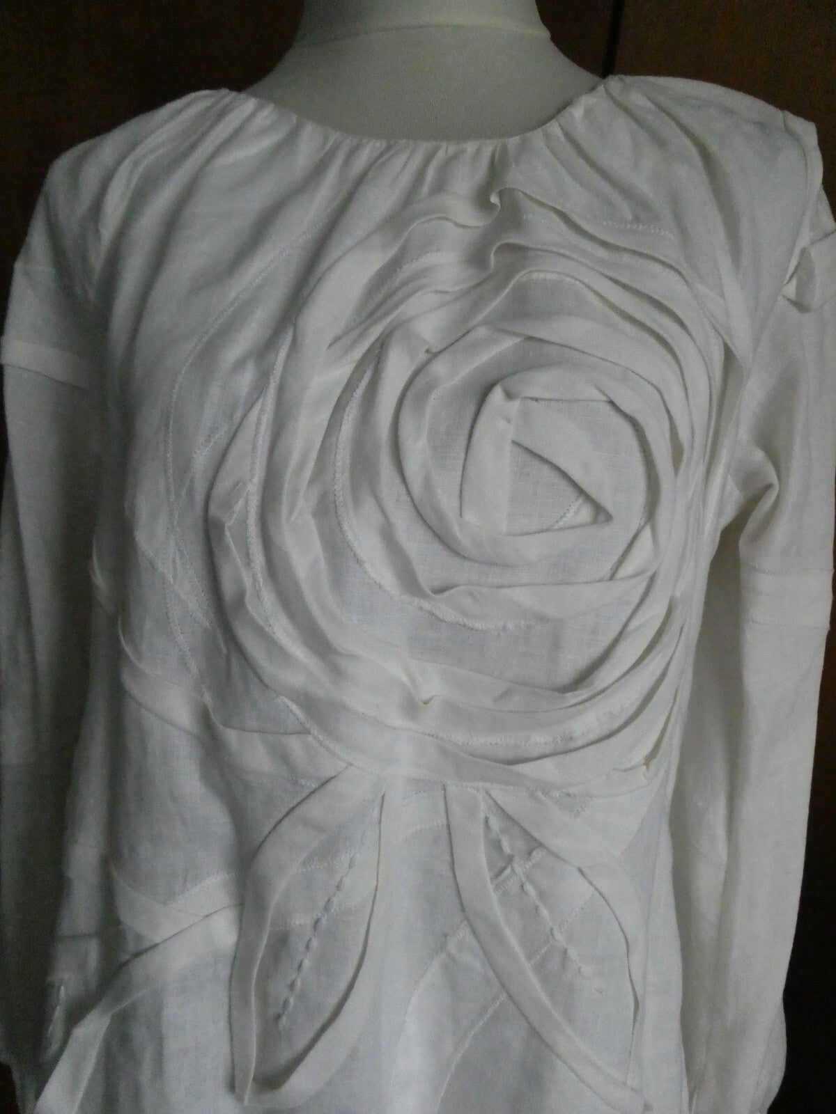 Joseph A. women's 100% linen white stylish detailed tunic top size 8