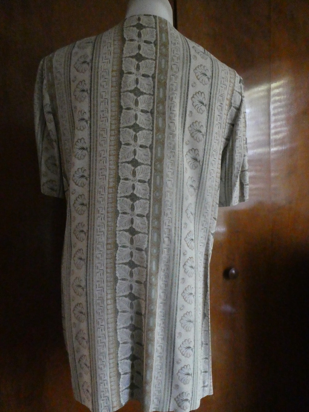 R&M Richards by Karen Kwong Women Multicolor Blouse Size 14 (can fit size 12)