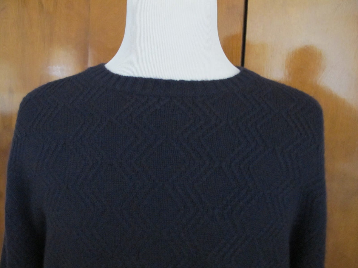 Bloomingdale's men's true navy cashmere sweater New