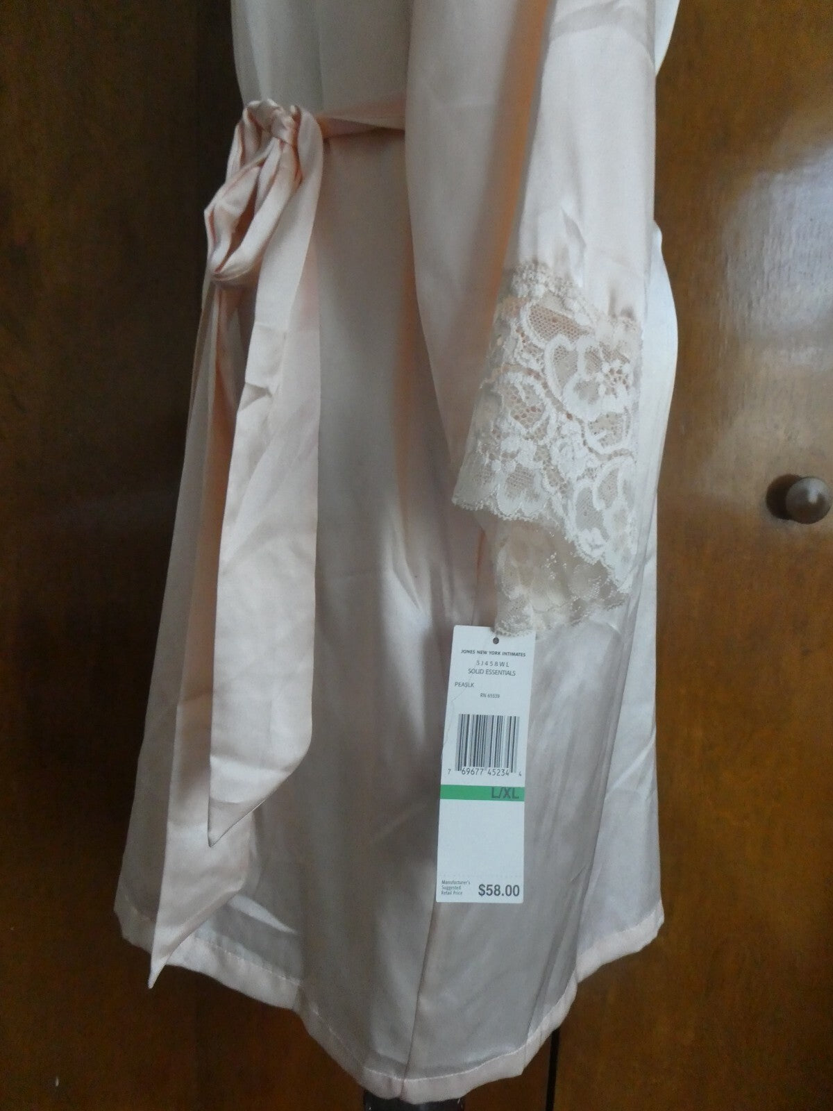 Jones New York women's peaslk wrap bath robe spa size L/XL fits size large $58