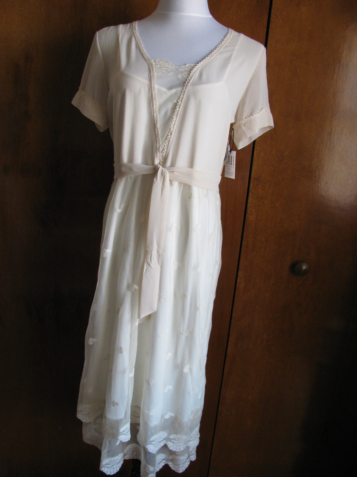 Impulse women's tea stain embroidered lined dress New