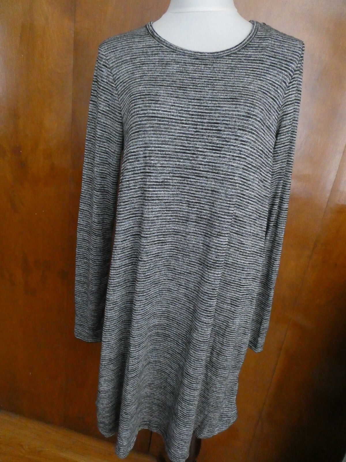 Gap Women's A-Line Black/Gray Long Sleeves Dress Size XLarge
