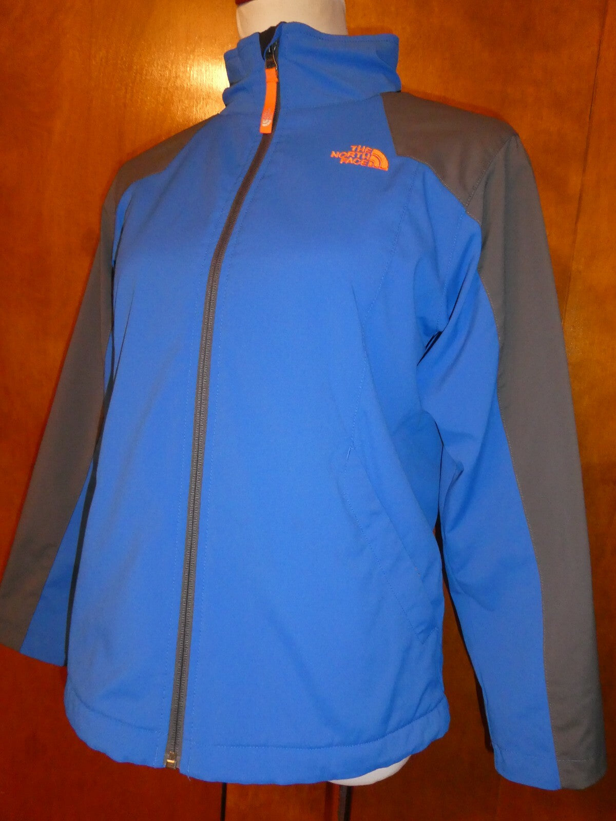 The North Face blue/gray boys zip out coat jacket size Large (14-16)