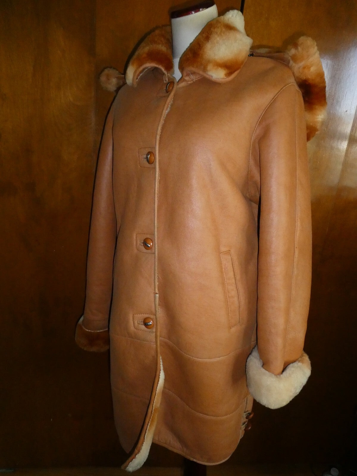 Song Wang women’s copper synthetic leather w/faux fur lining coat/jacket Medium