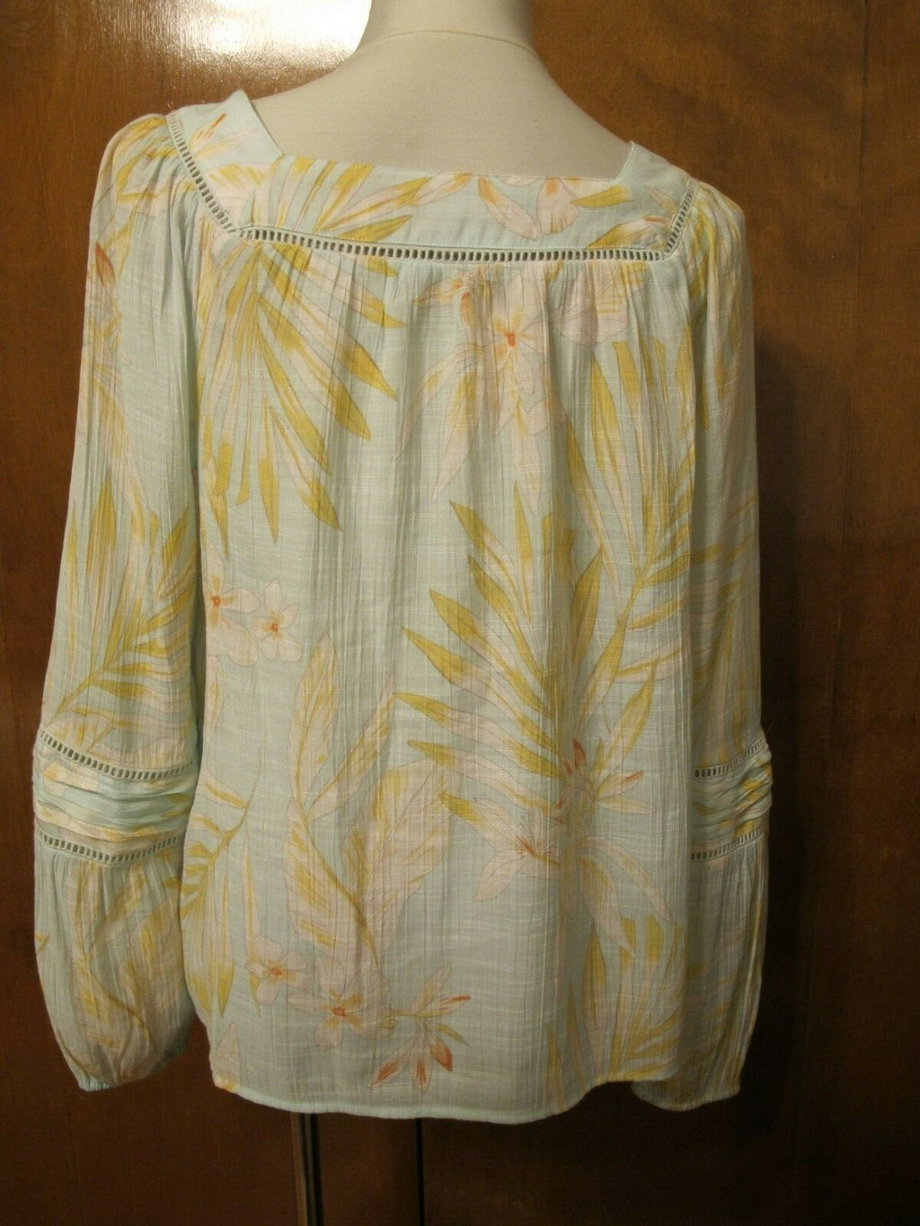 LC Lauren Conrad Women Blue Pink Floral Long Sleeve Top Blouse Pre Owned Medium