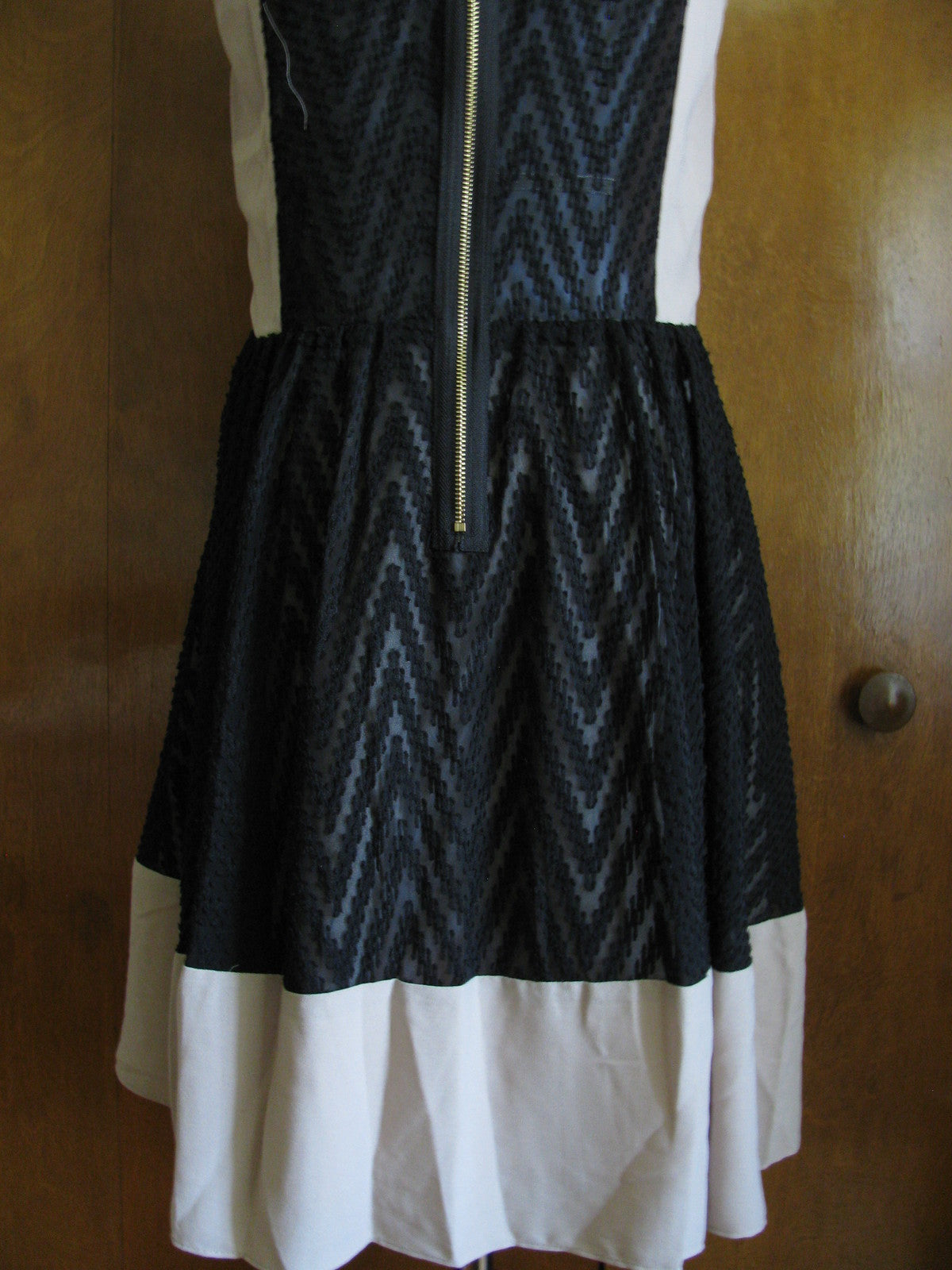 Rachel Roy women's black white mesh lined foxy lady dress size 8 New