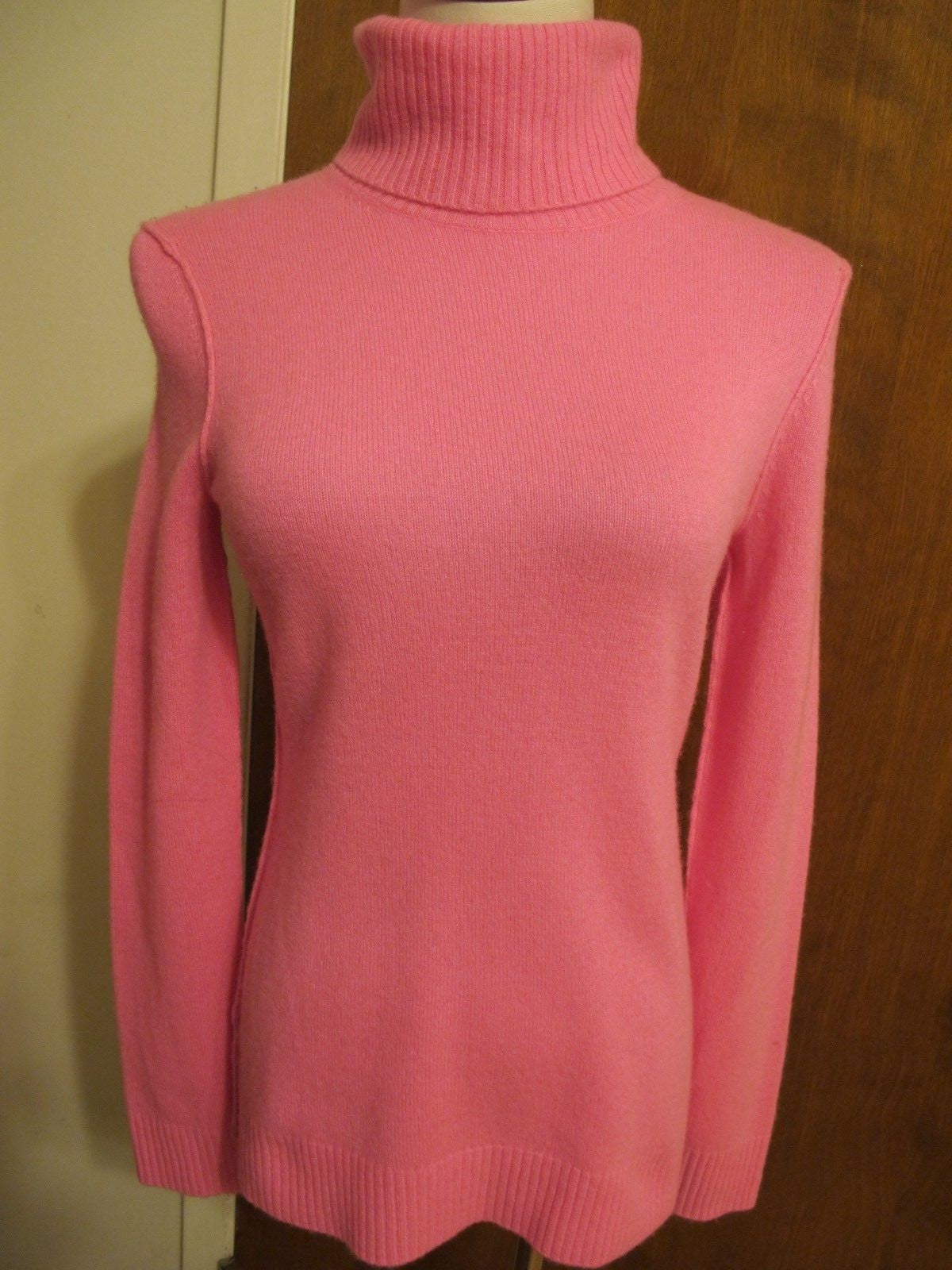 Bloomingdale Aqua Women Ultra Pink Cashmere Turtleneck Back Detailed Sweater XS