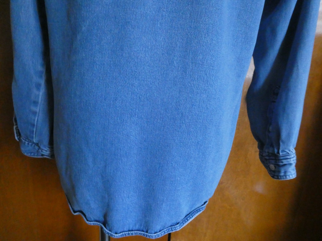 Abercrombie Fitch Women Chambray Denim Button Down Long Sleeve Boyfriend Shirt M