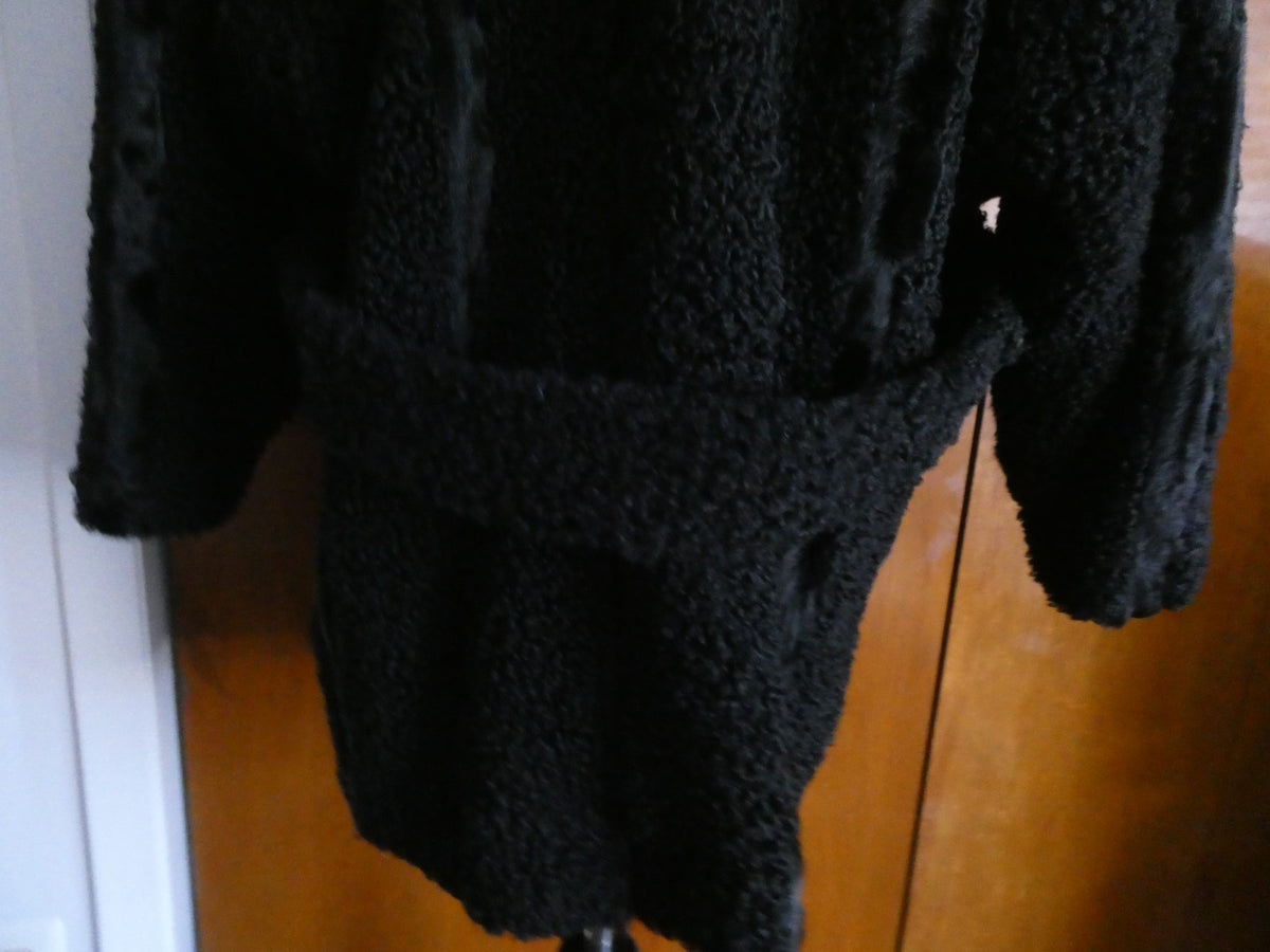 Genuine Karakul Persian Lamb Fur Coat Women’s Black Fur Collar Made in Moldova M