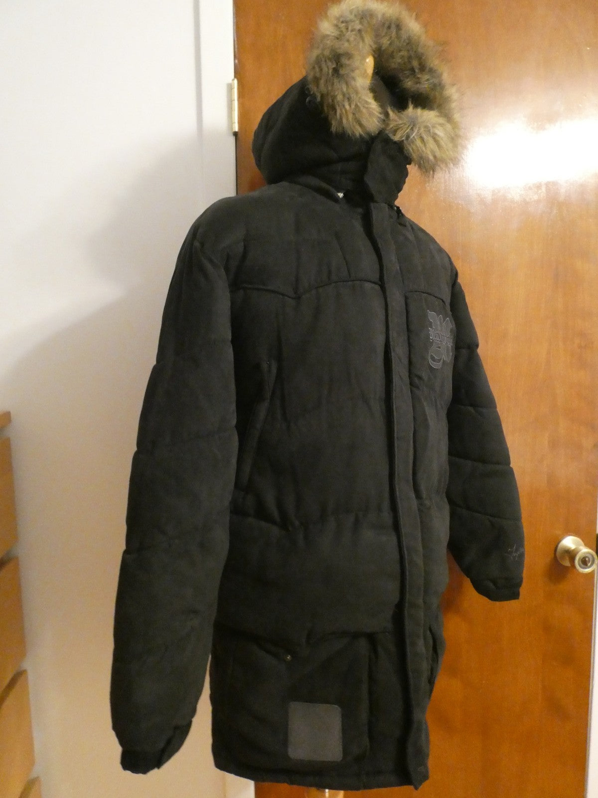 Makaveli Branded Men's Black Puffer Jacket Hood Lots of Pockets Size Medium