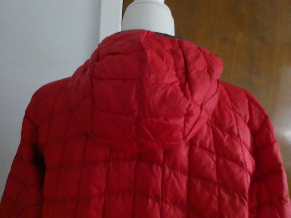 The North Face Boys Reversible Hooded Puffer Jacket Red/Black Size Large 14/16