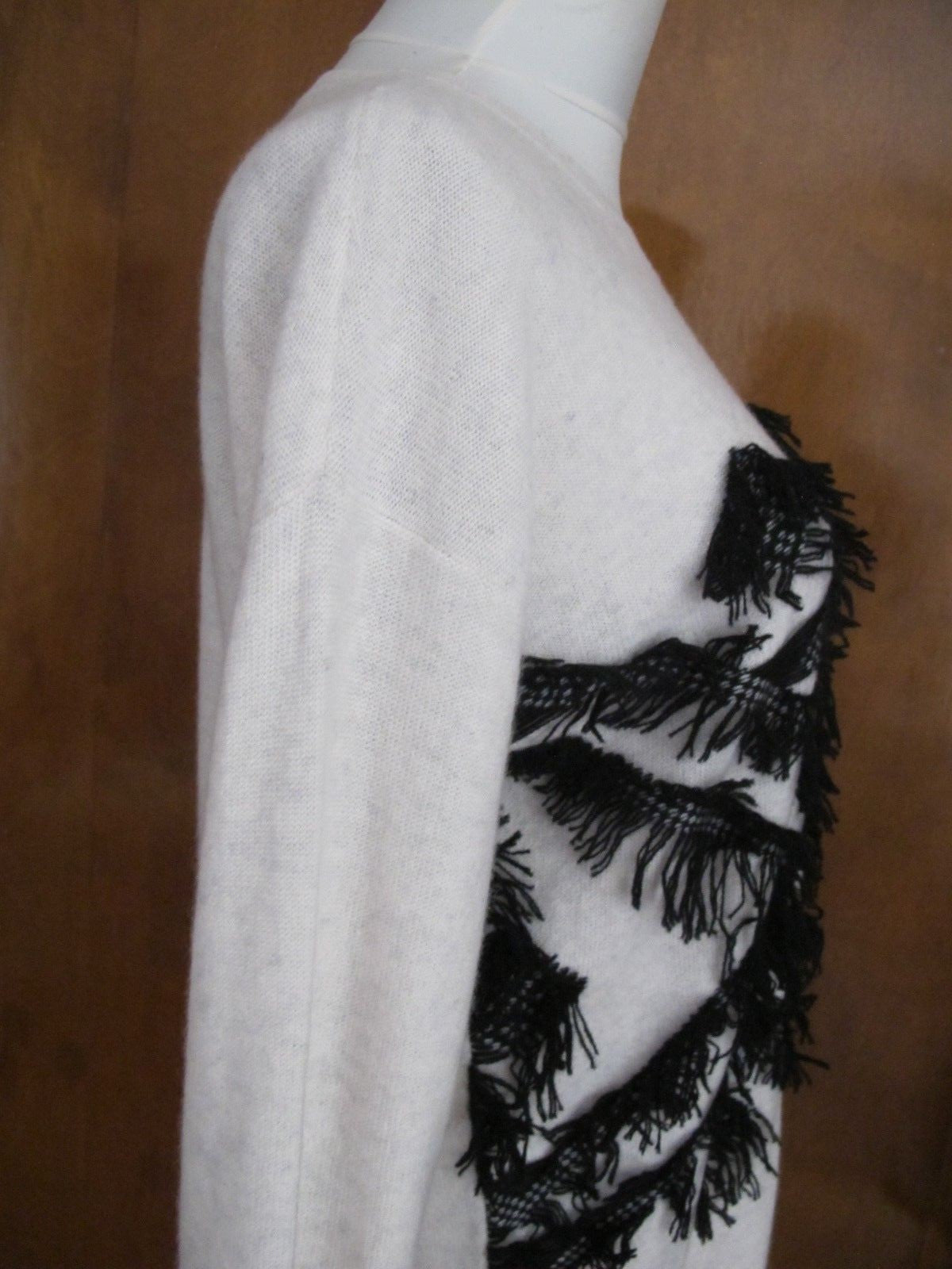 Bloomingdale Aqua Women's Ivory Black Cashmere Soft Detailed Sweater Medium
