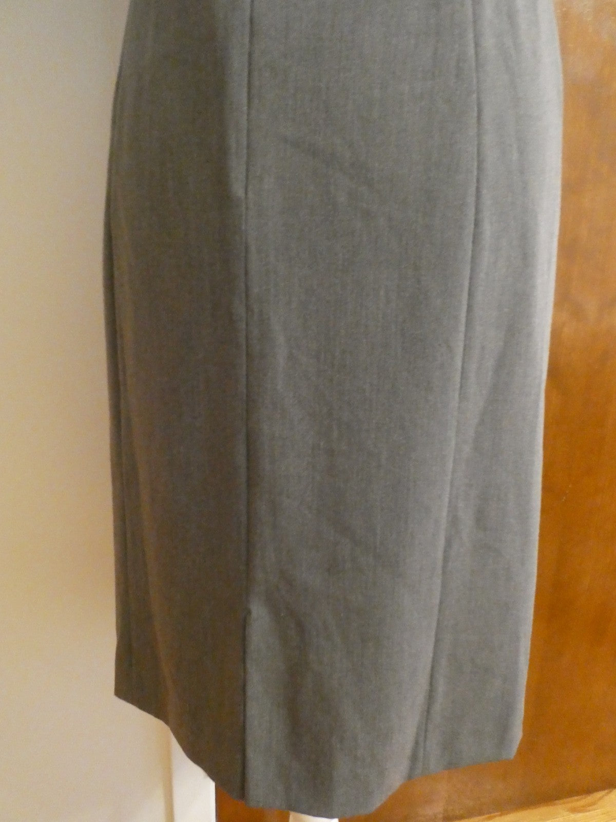MIX by Tahari Arthur S. Levine Gray Sheath Dress Women Size 4 Lined Career