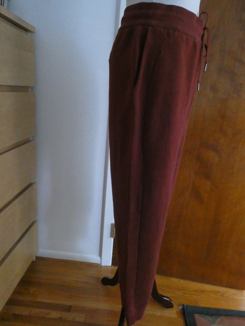 Lululemon Women’s Brown Scuba HR Jogger Size 14