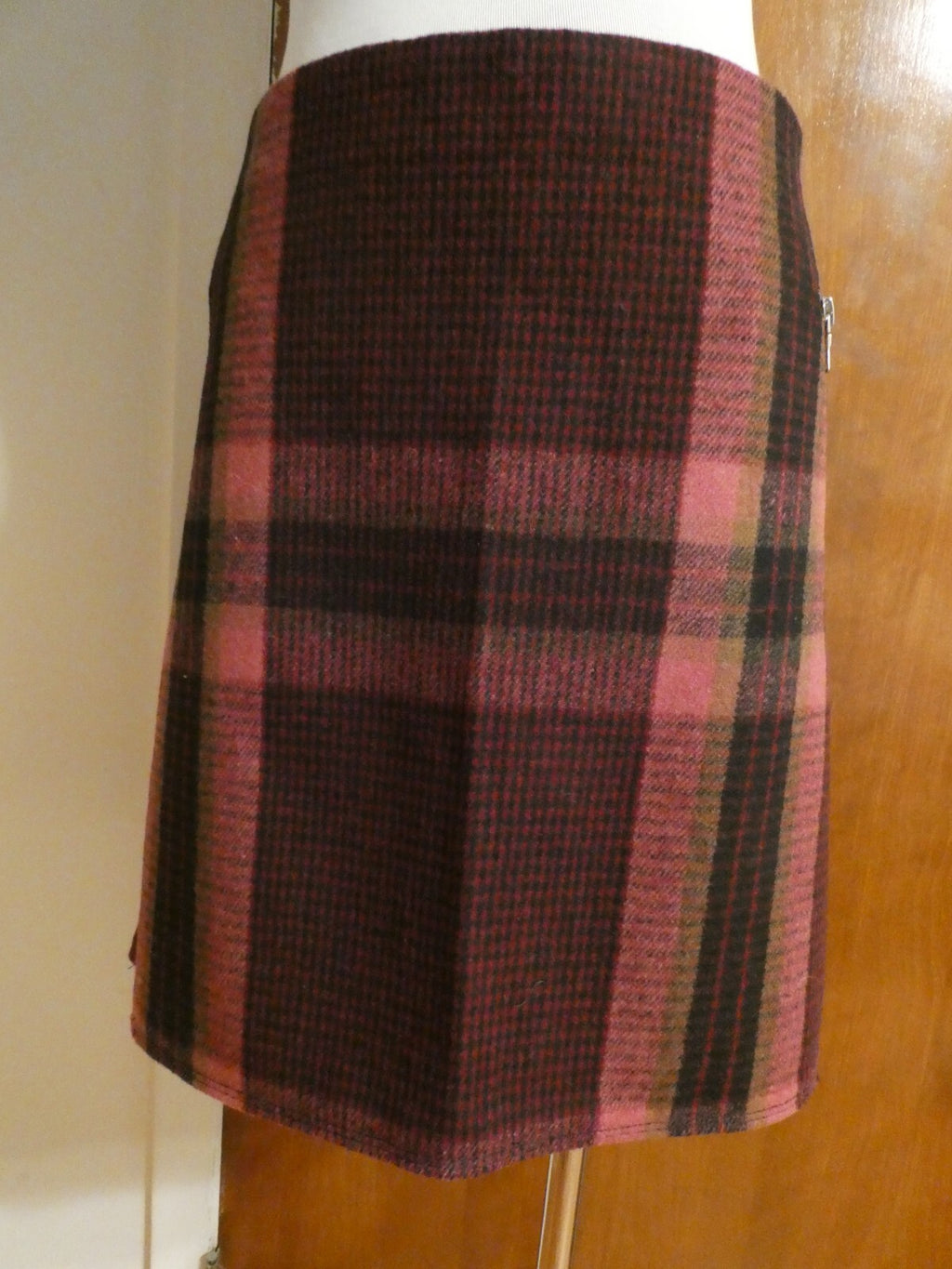 Gap women’s multicolor zip pockets mini skirt size 12