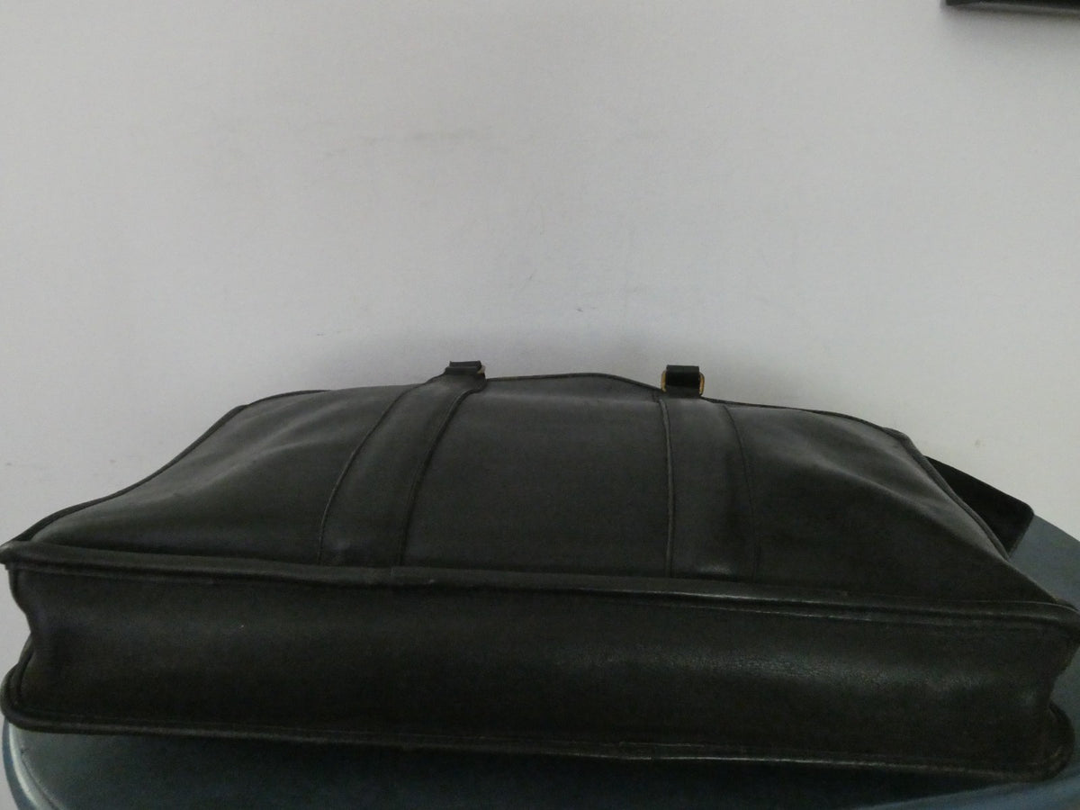 Vintage Authentically Coach Briefcase/ Tote Black Glove-Tanned Leather 570-8625