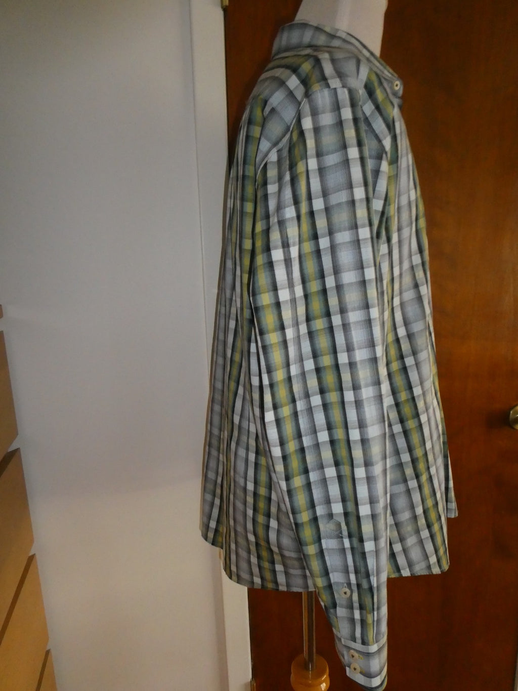 Tommy Bahama Island Modern Fit Shirt Men's XL Plaid 100% Cotton Button Front