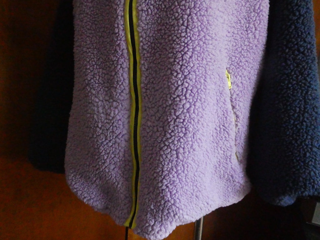 Style & CO Beautifully designed jacket with full length zipper closures XXL