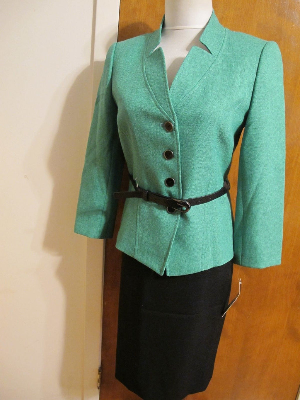 Tahari Asl Women’s green black 2 Piece Skirt Suit Size 6 new