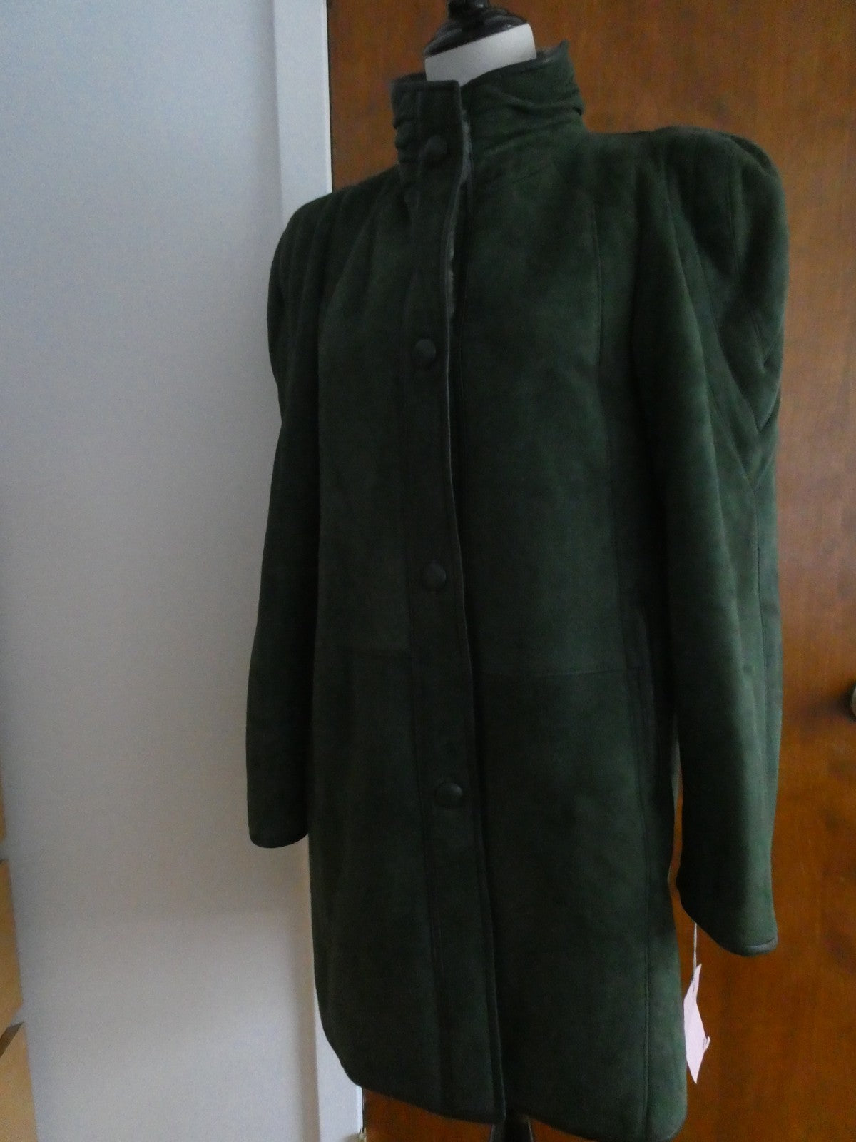 Women's Green Shearling Sheepskin Mid Long Winter Coat Made In Spain Size 10 NWT