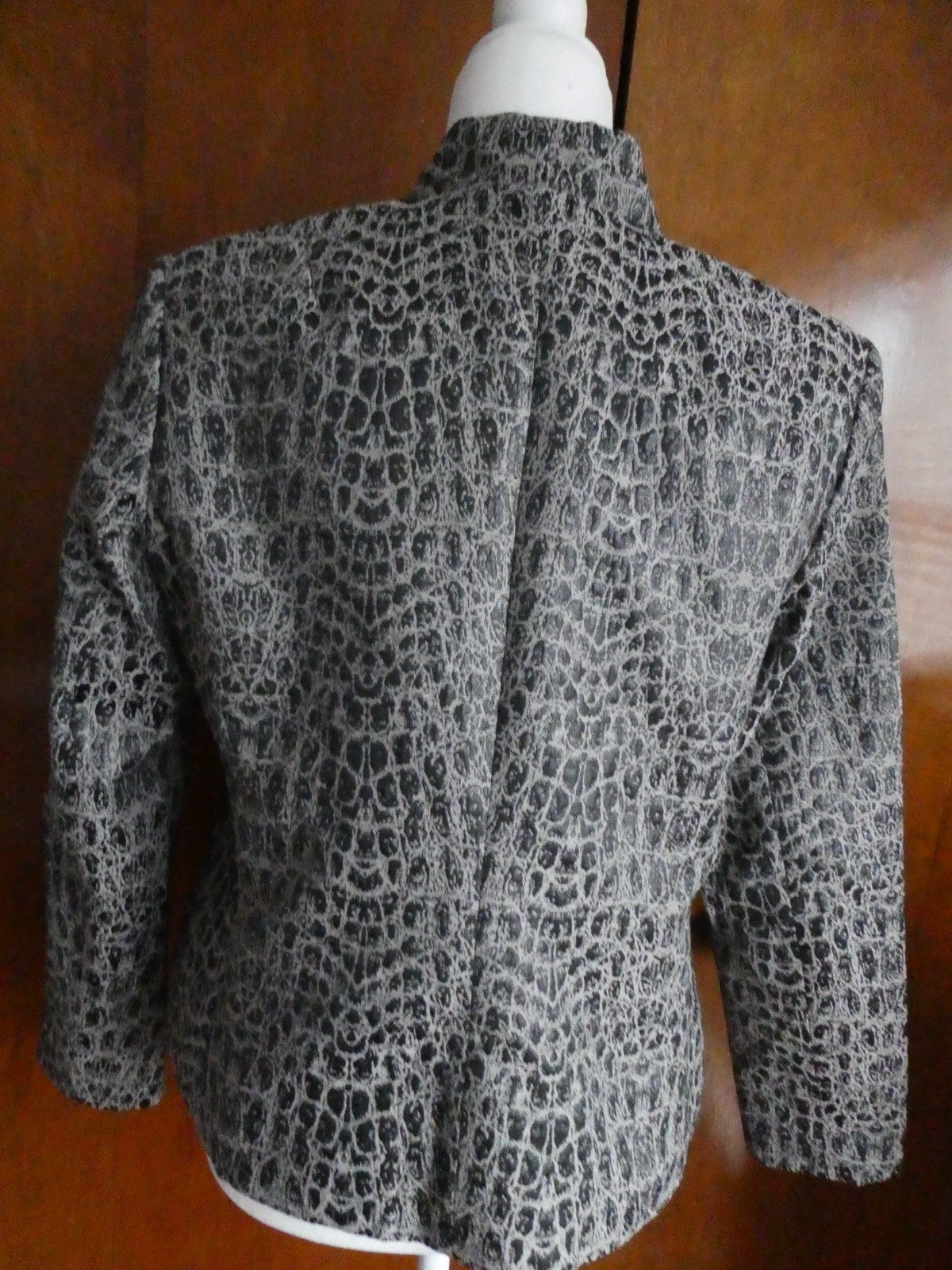 Jones New York Collection Women’s Gray Metallic Evening Dress Jacket Top Size 12