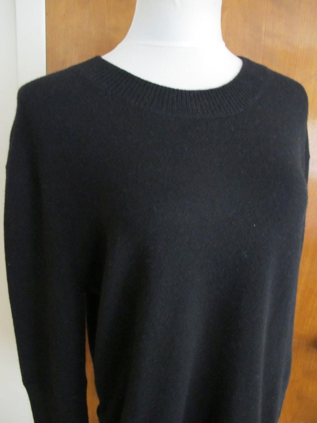 Bloomingdale Aqua Women's Black Cashmere Detailed Sweater Size New