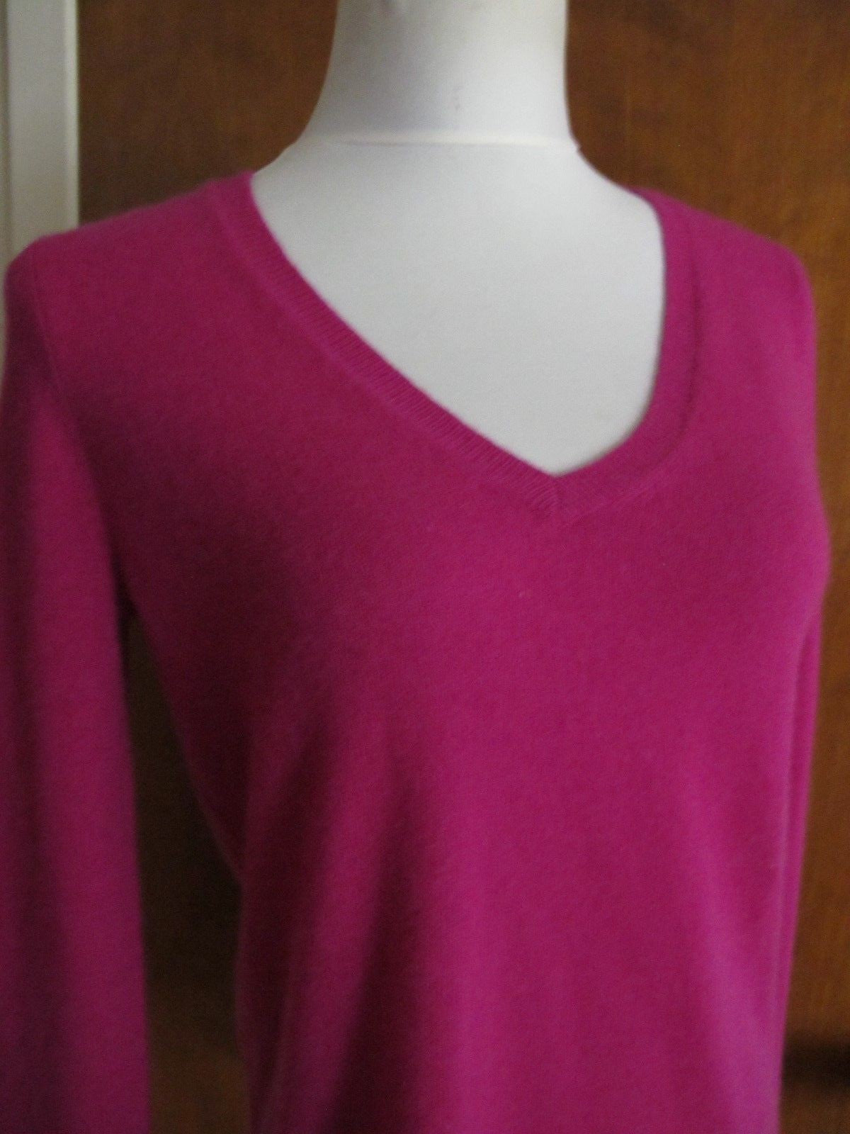 Bloomingdale’s women’s pink fuschia detailed soft 2ply cashmere sweater 