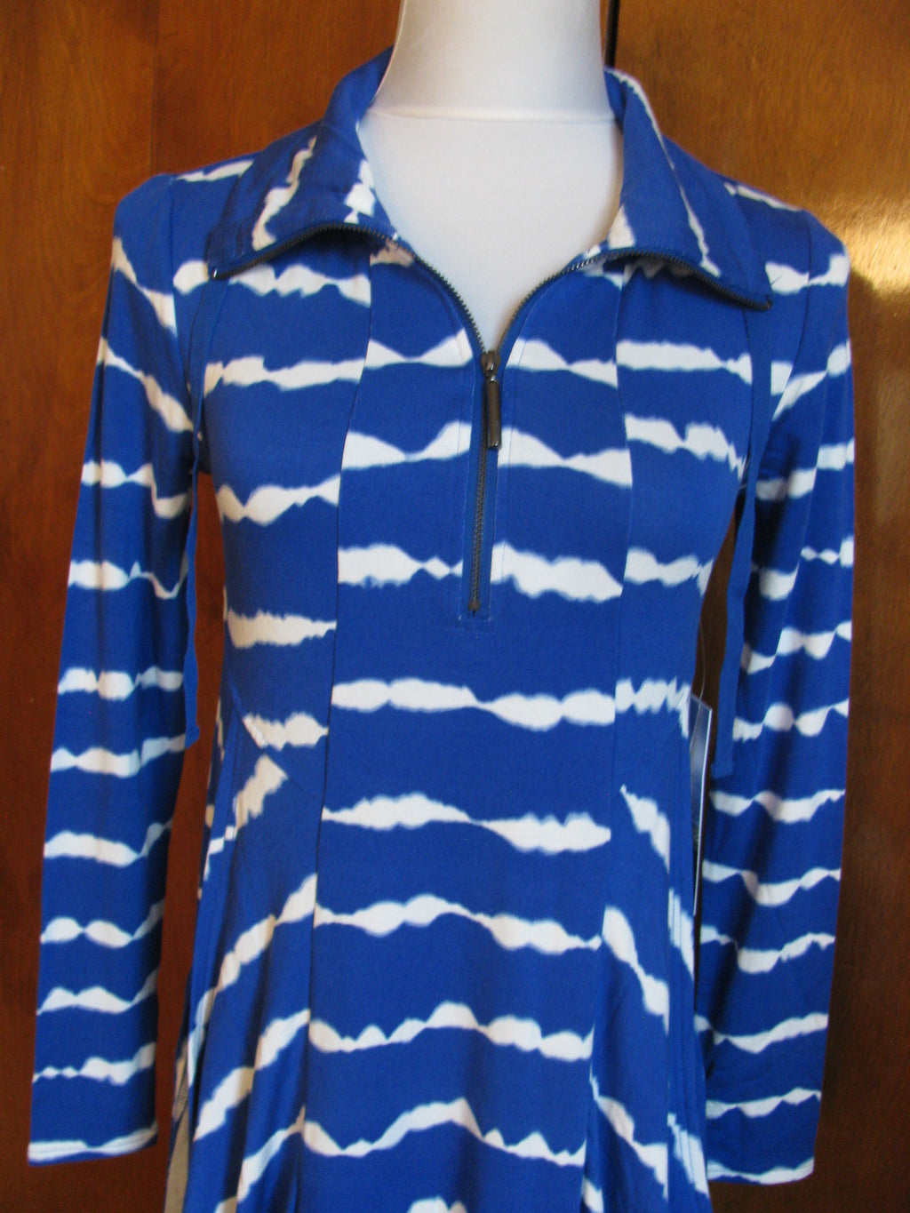 Kensie women’s striking blue combo mini dress size Xsmall NWT