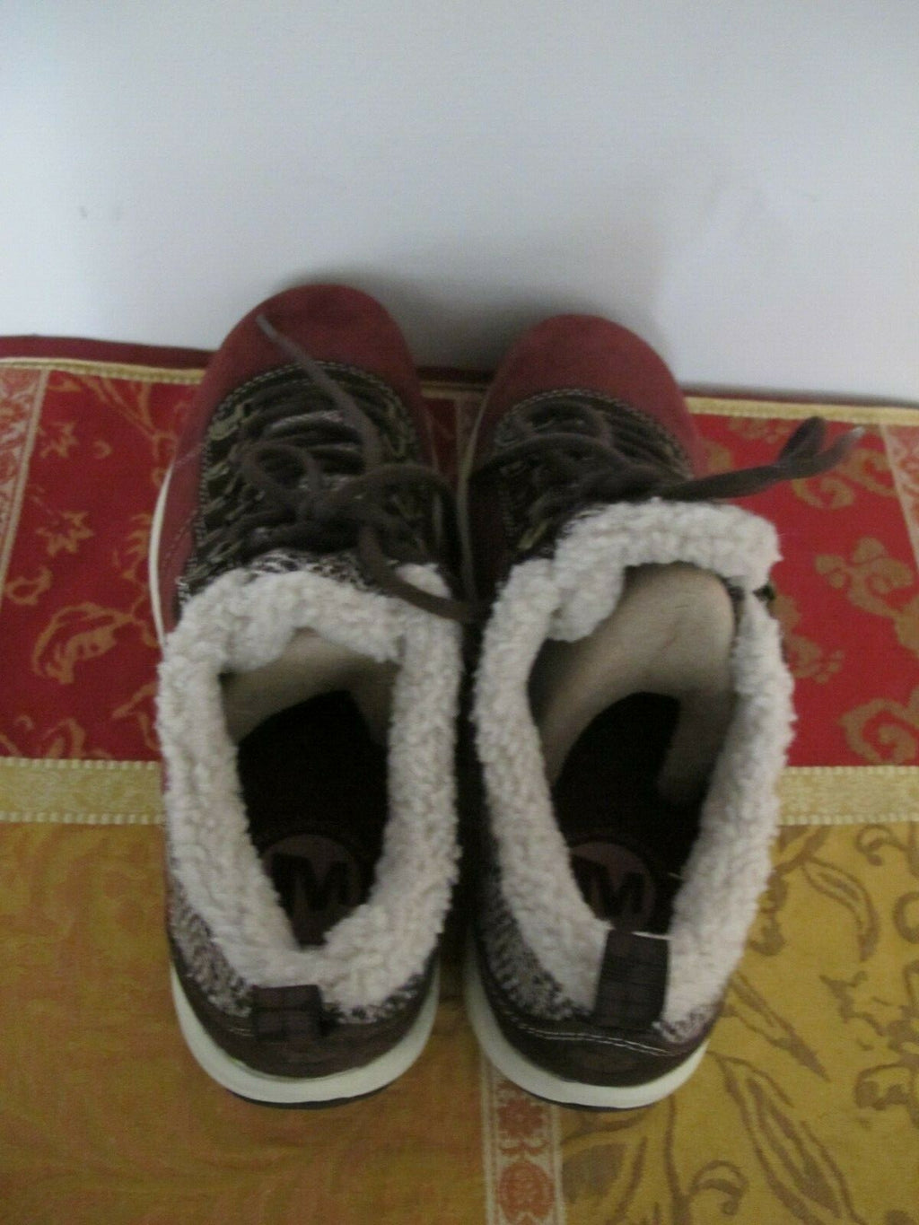 Merrell Air Cushion Women’s burgundy suede sneakers shoe size US 8 