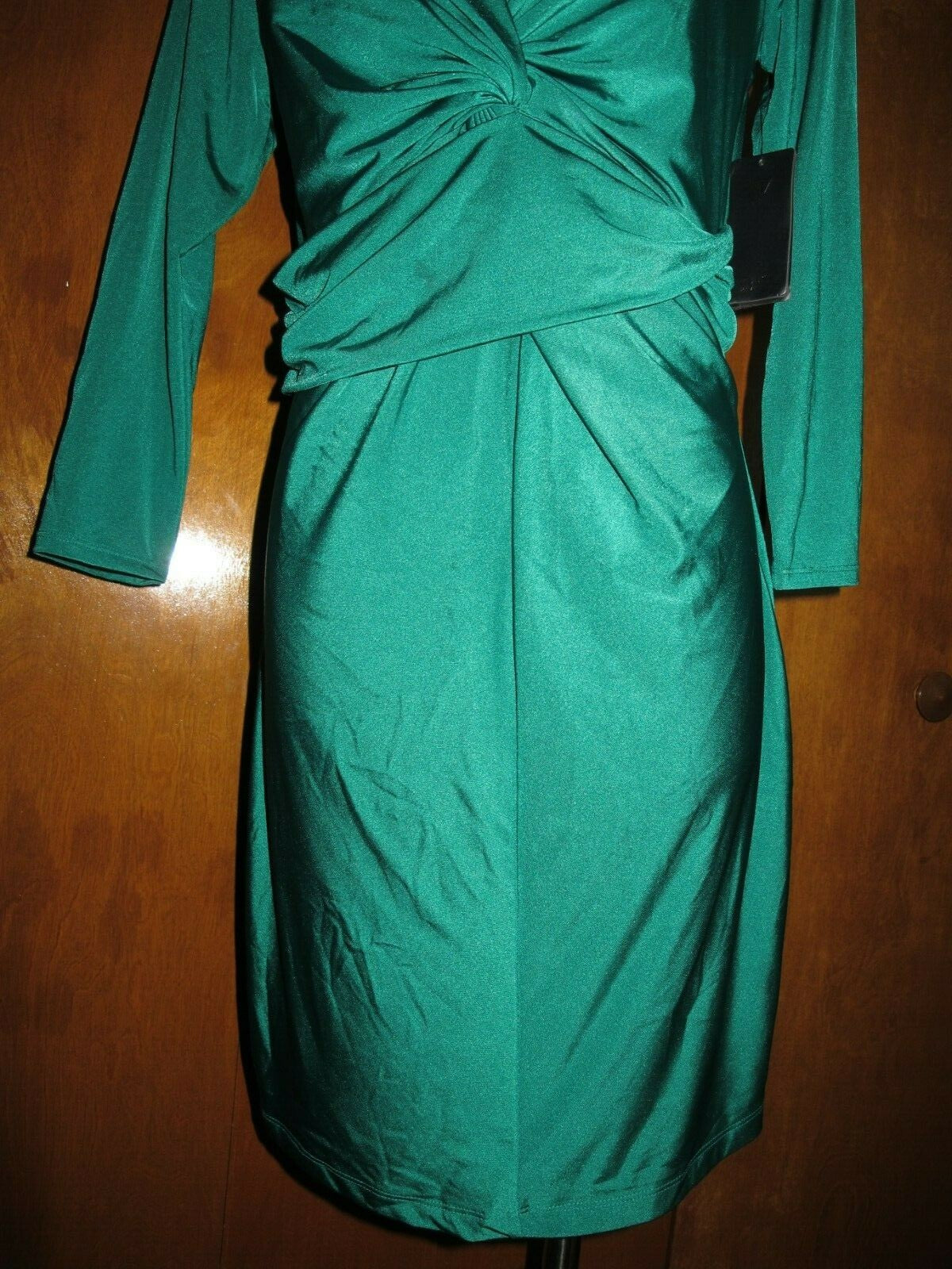 Guess women's emerald evening lined dress size Large fits Medium