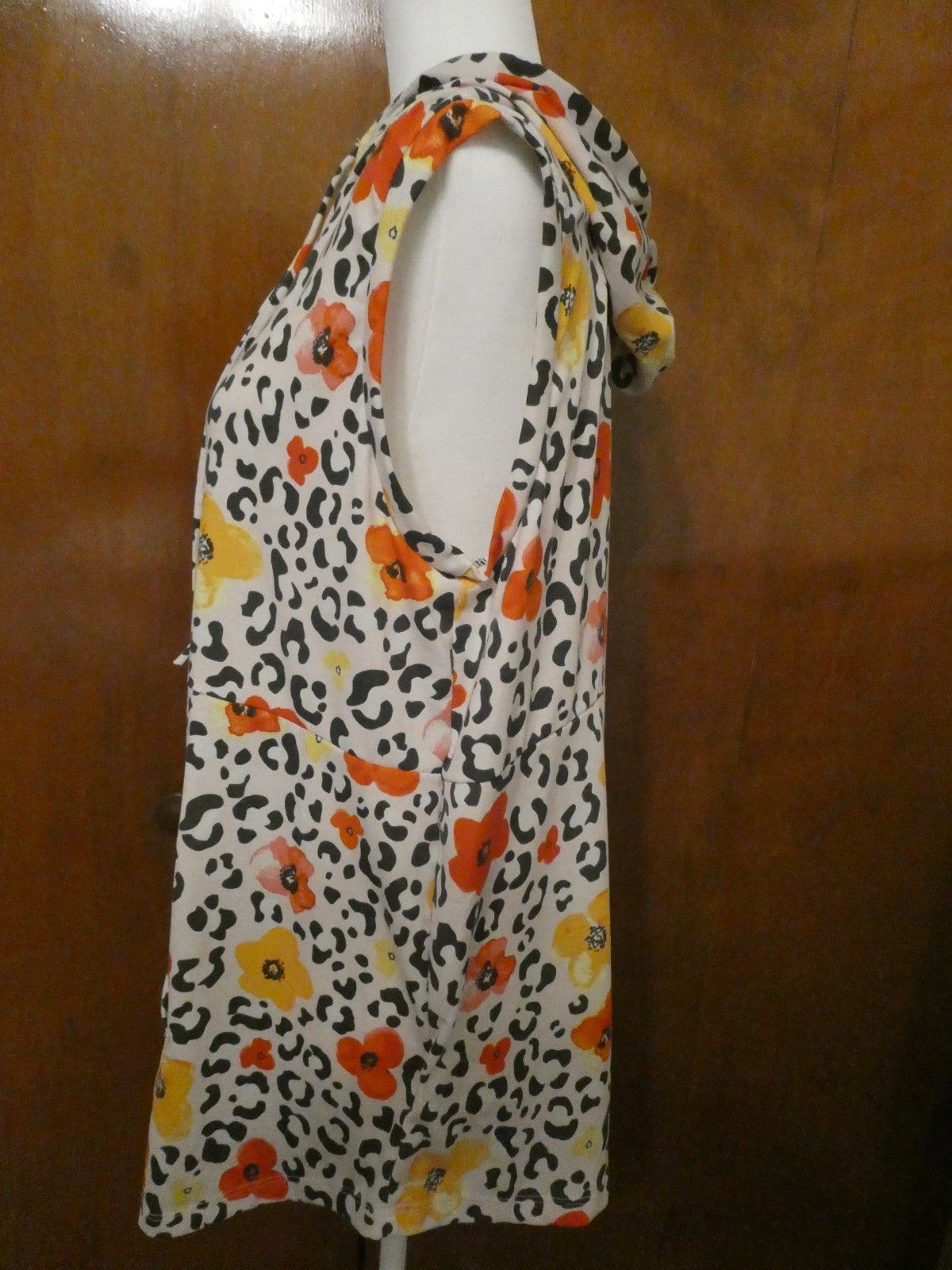 LuLaRoe Hooded Floral Top Size Large