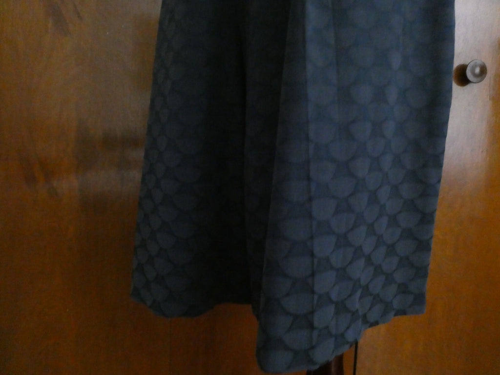 ANTHROPOLOGIE Seen Worn Kept Jacquard Bermuda Navy/Marin Tencel Shorts size 12 