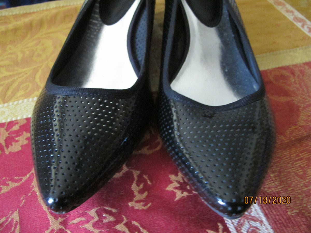 Kenneth Cole Reaction Women’s Black Shoes Size 8.5