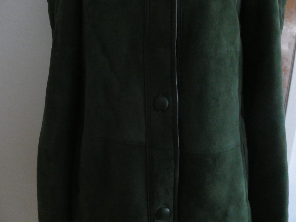 Women’s Green Shearling Sheepskin Mid-Long Winter Coat Made in Spain Size 10 NWT