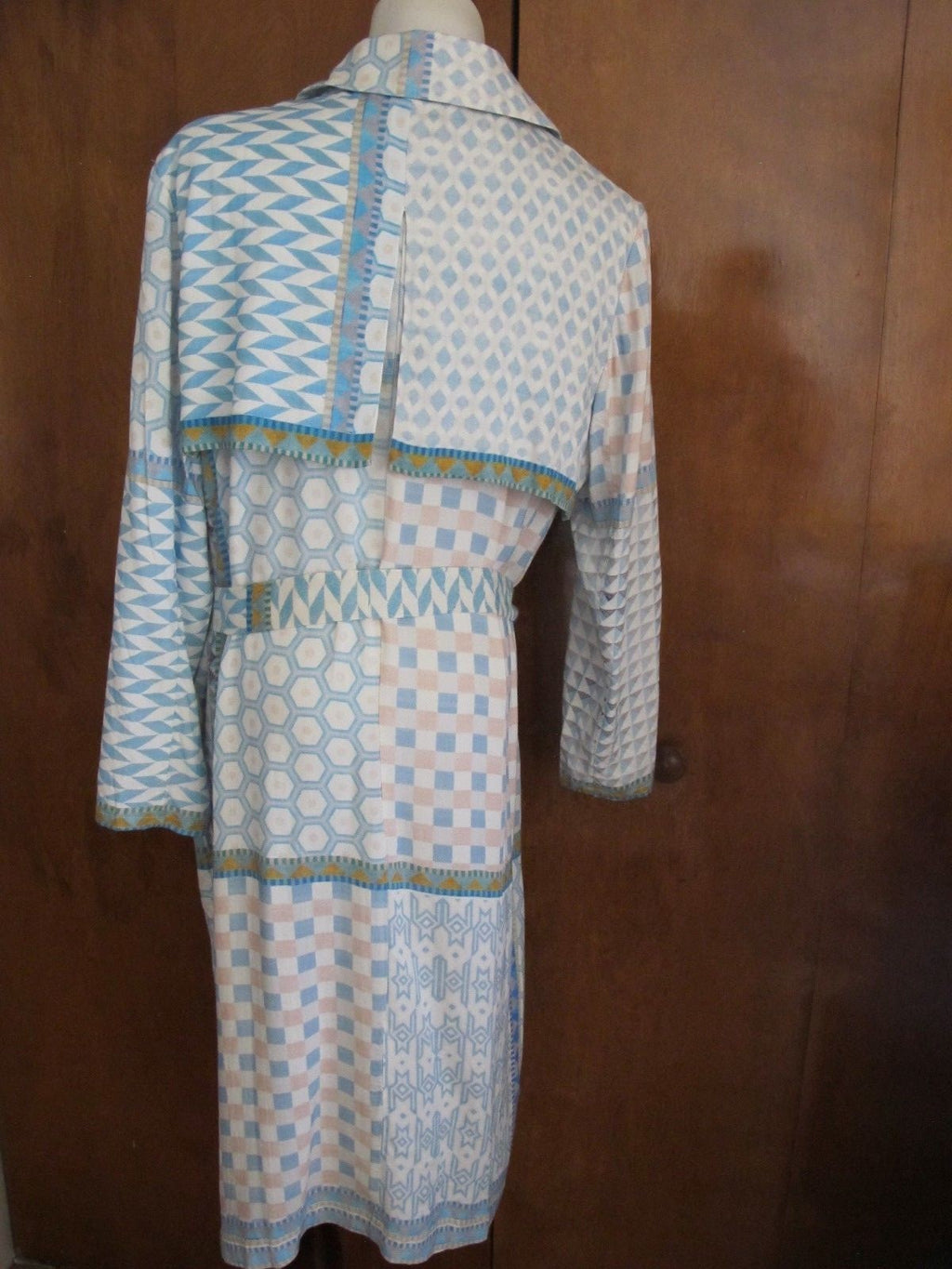 Anthropologie Women’s geo pattern rayon costa jacket 