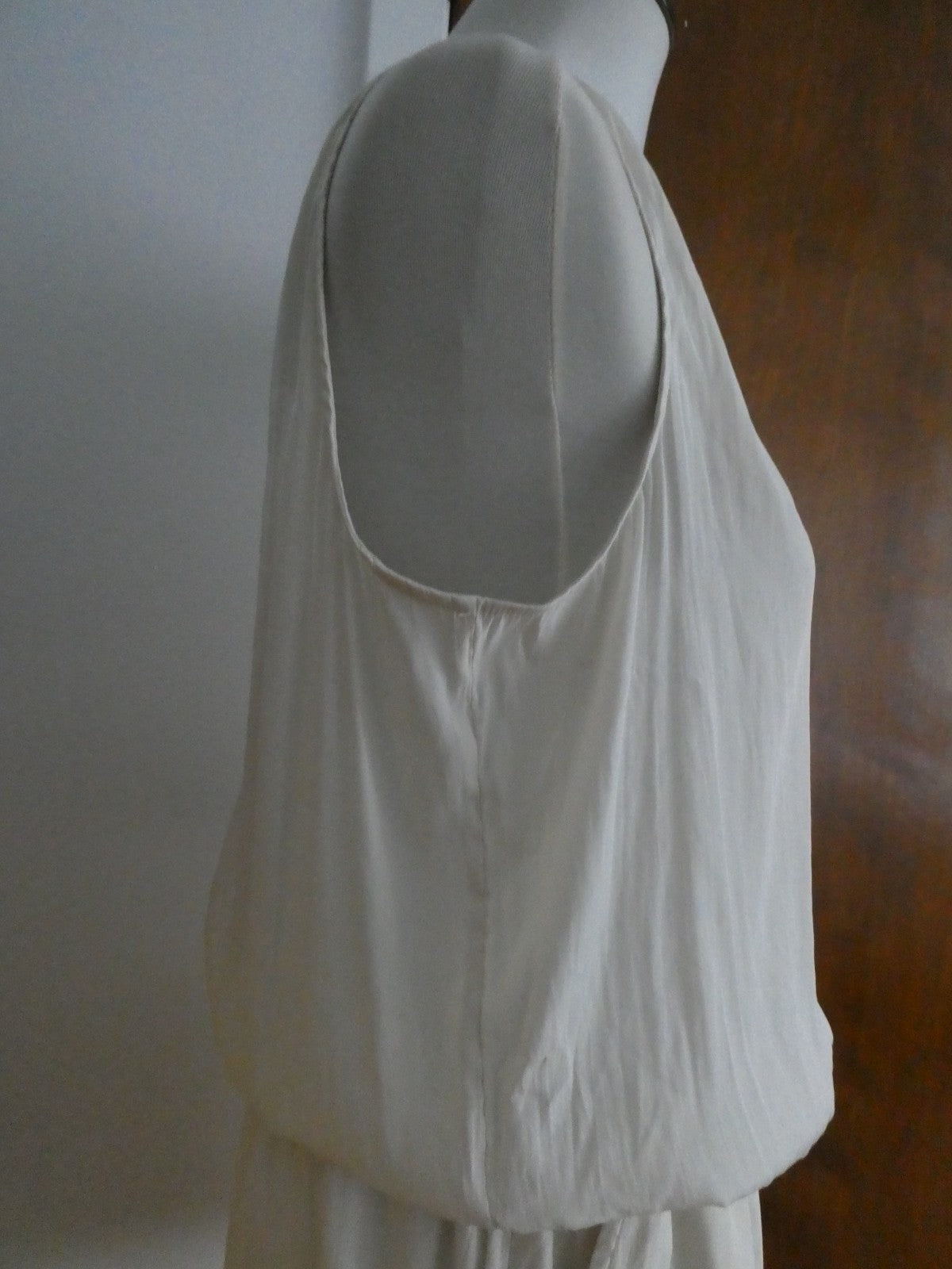 Gap Women's Ivory Sleeveless Romper Shorts Lined Size Large NWT Pull On
