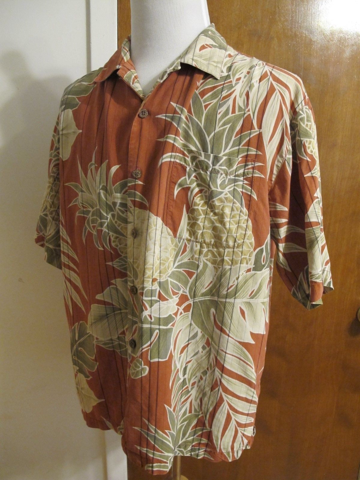 Tommy Bahama Men's Pre-Owned Silk Multi Color Pineapple Print Brown Shirt Large 