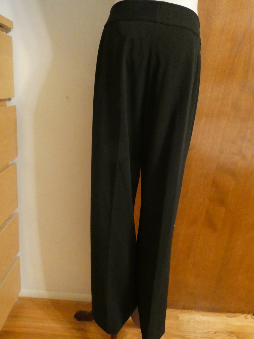 Tahari Arthur S. Levine women's g black full lined dress pants wide leg size 14