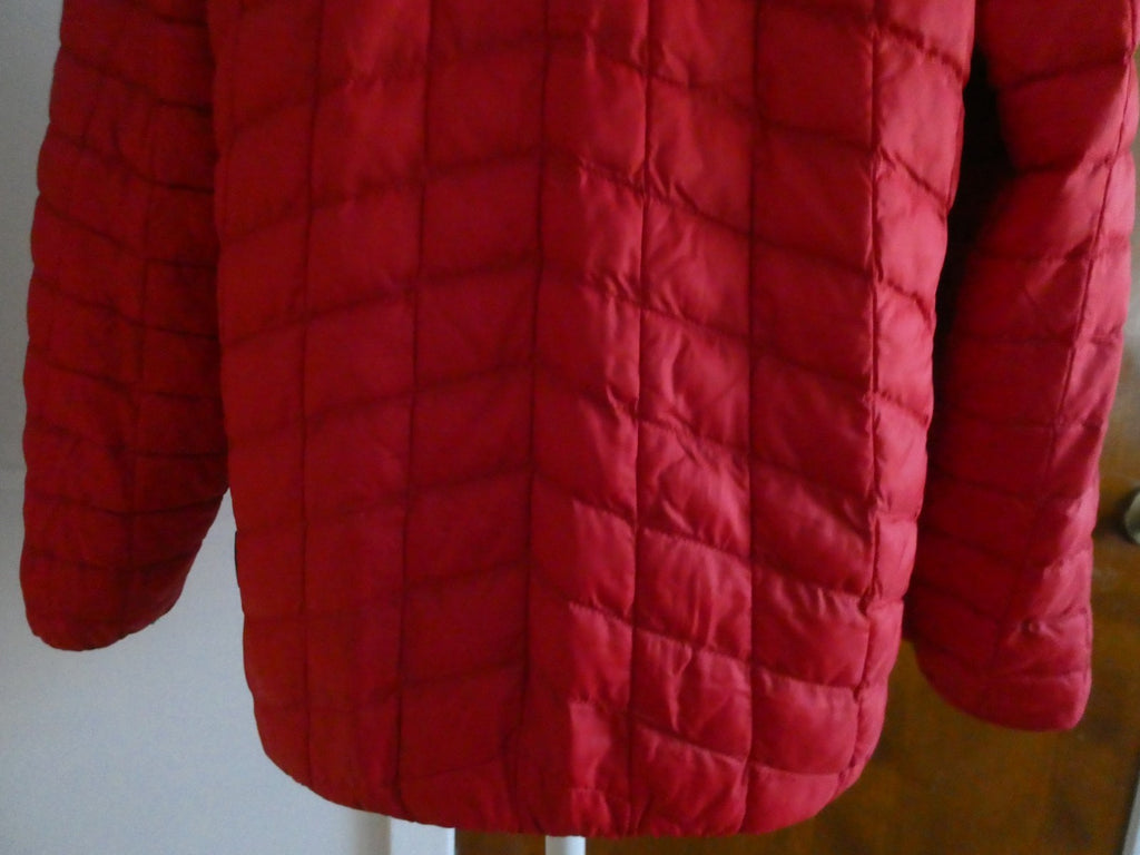 The North Face Boys Reversible Hooded Puffer Jacket Red/Black Size Large 14/16