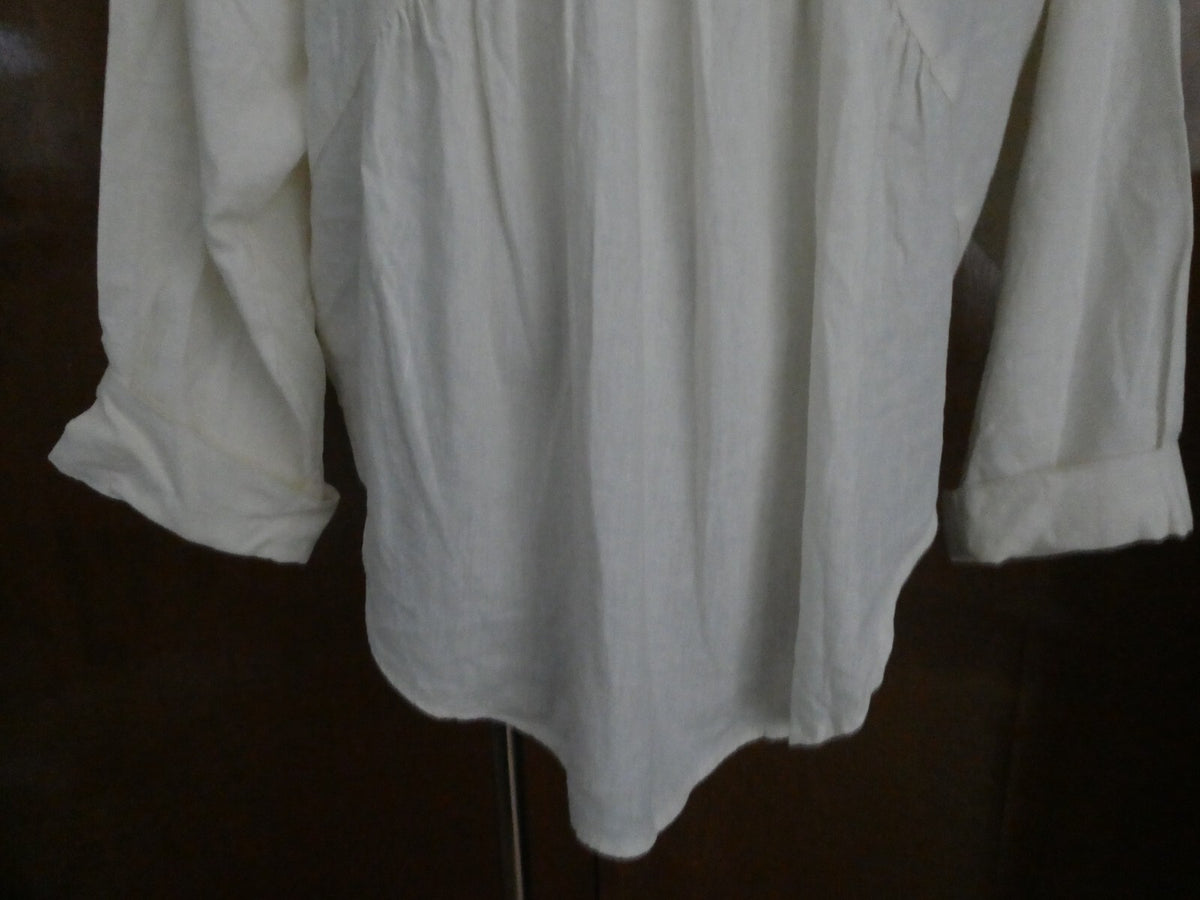 Free People women's ivory linen/rayon crocheted long sleeves top size small