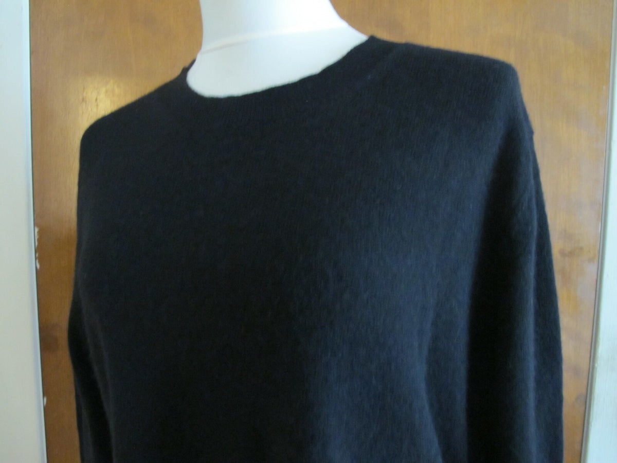 Bloomingdale's Women's Black 2 Ply Cashmere Guttered Sweater Small  
