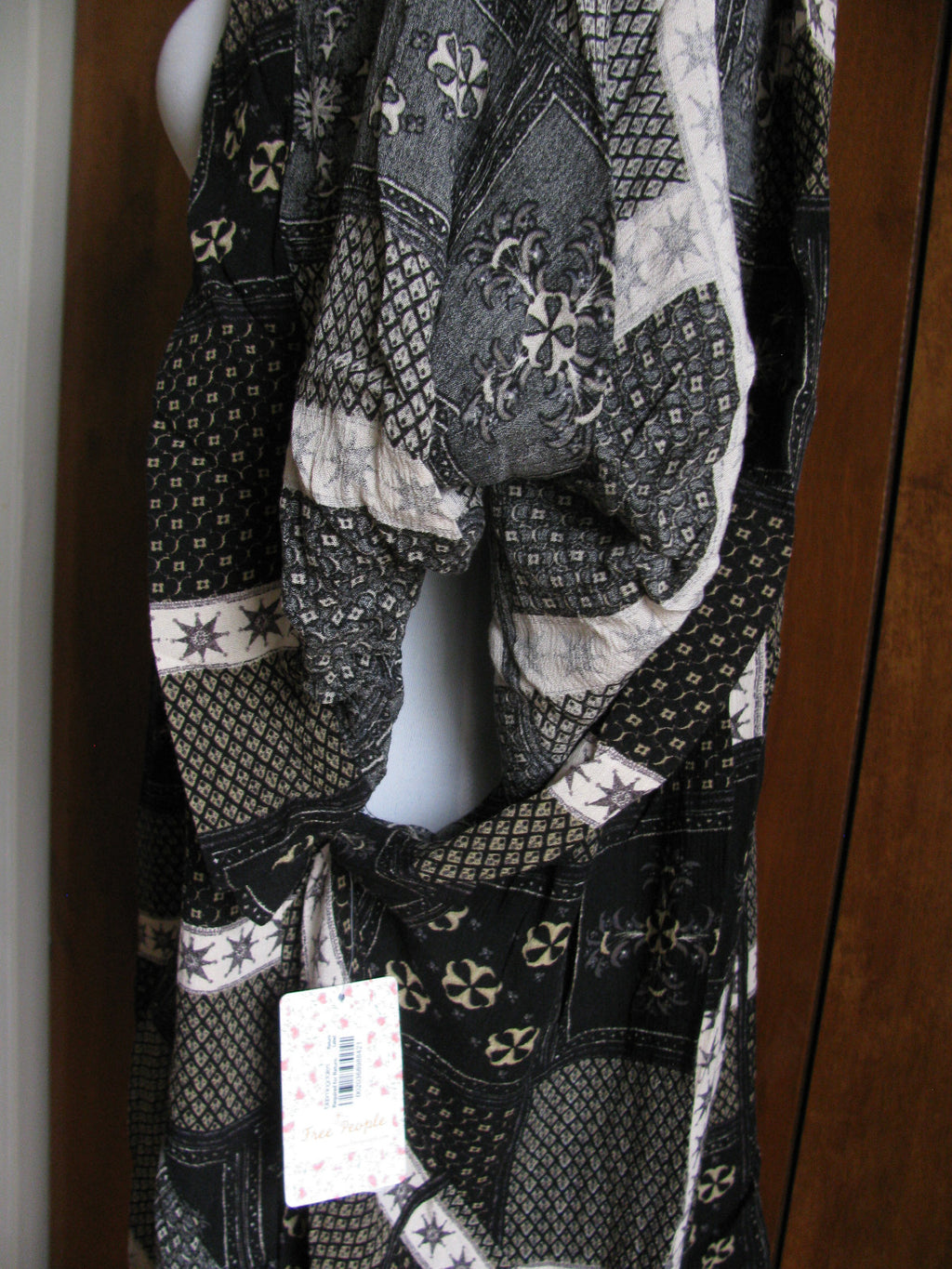 Free People Women's Black Combo Rayon Twilight Long Front Cardigan XS/S new
