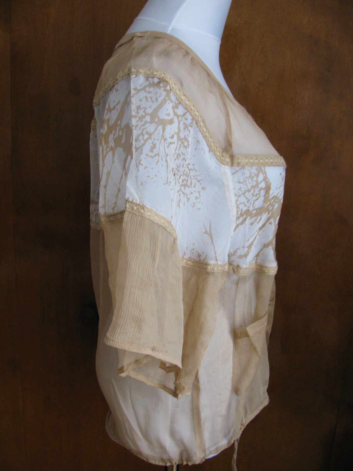 Trinity women’s beige silk stylish evening top Large