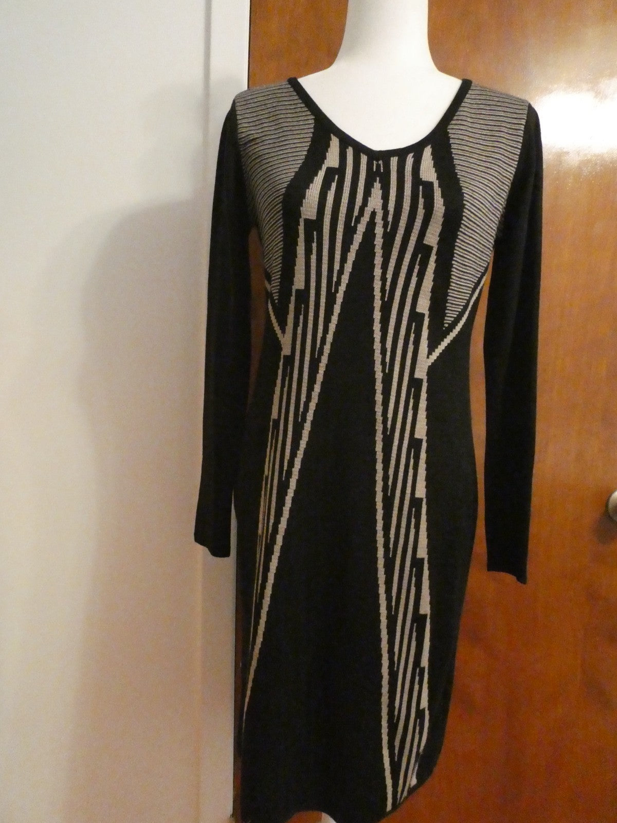 Ivanka Trump Sweater Knit Dress Women Black Beige Geometric Long Sleeve Bodycon