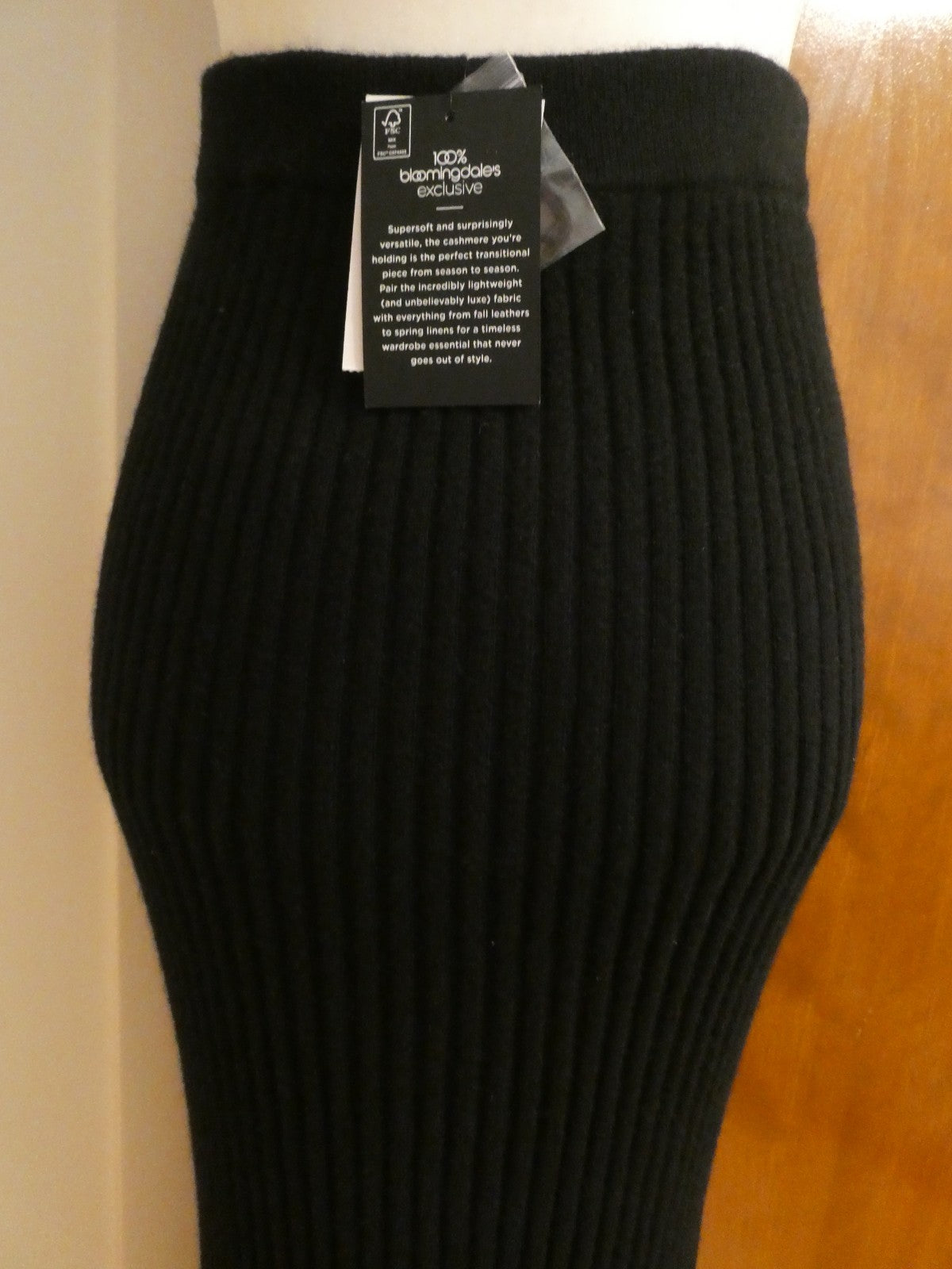 Bloomingdale's 100% Cashmere Ribbed Knit Midi Skirt Black Size S M XL $228 NWT