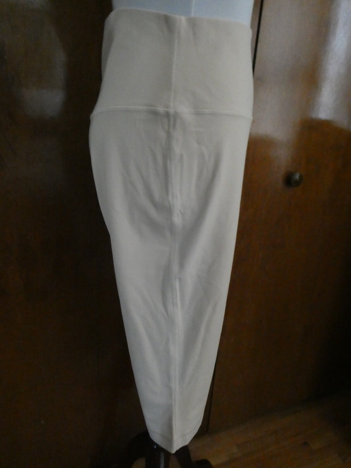 Lululemon ALIGN HR CROP 17” Women’s Beige Soft Double Lined Tights Size 14