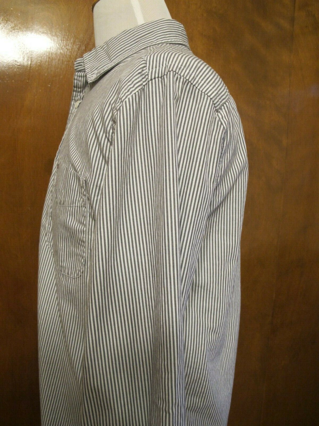 Tommy Hilfiger Striped Men's Long Sleeve Button-up Shirt Size Large