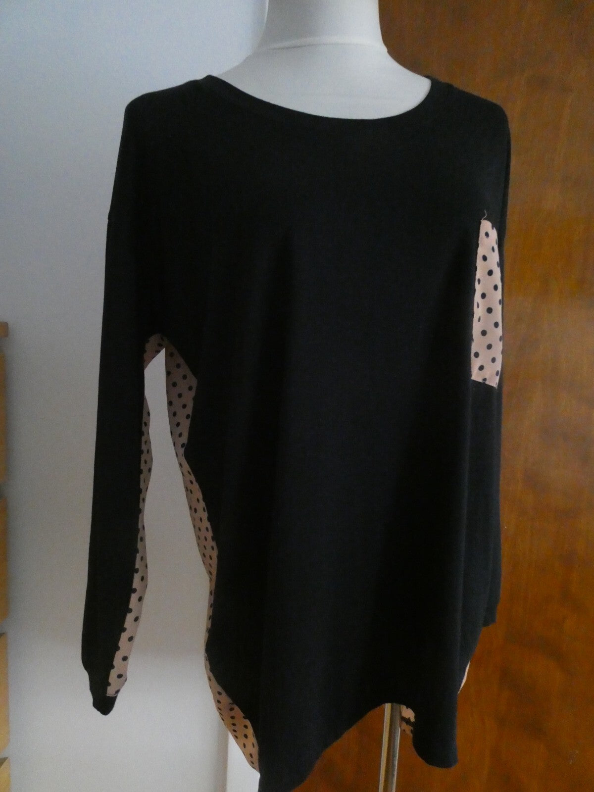 Tulipian women's black multi color long sleeves top size large