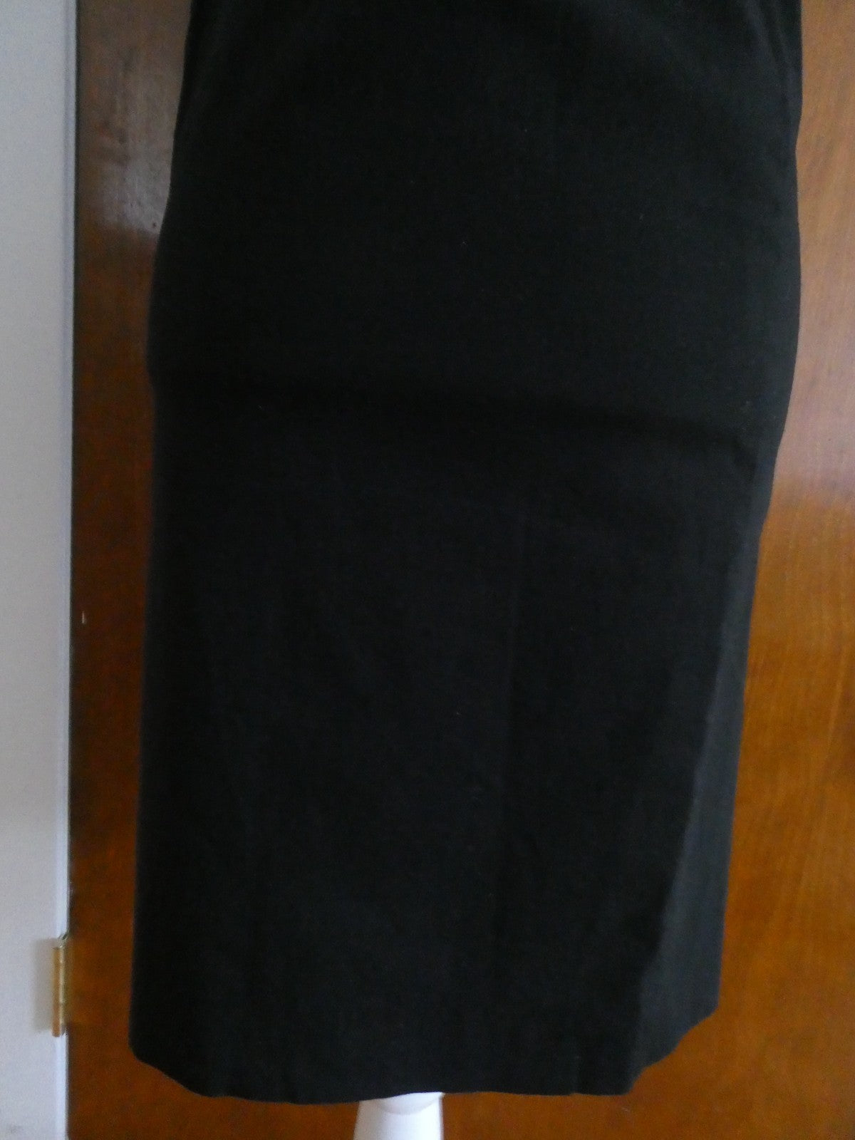 Bebe Black Pencil Skirt Button Front Lined Cotton Knee Length Chic Size 2