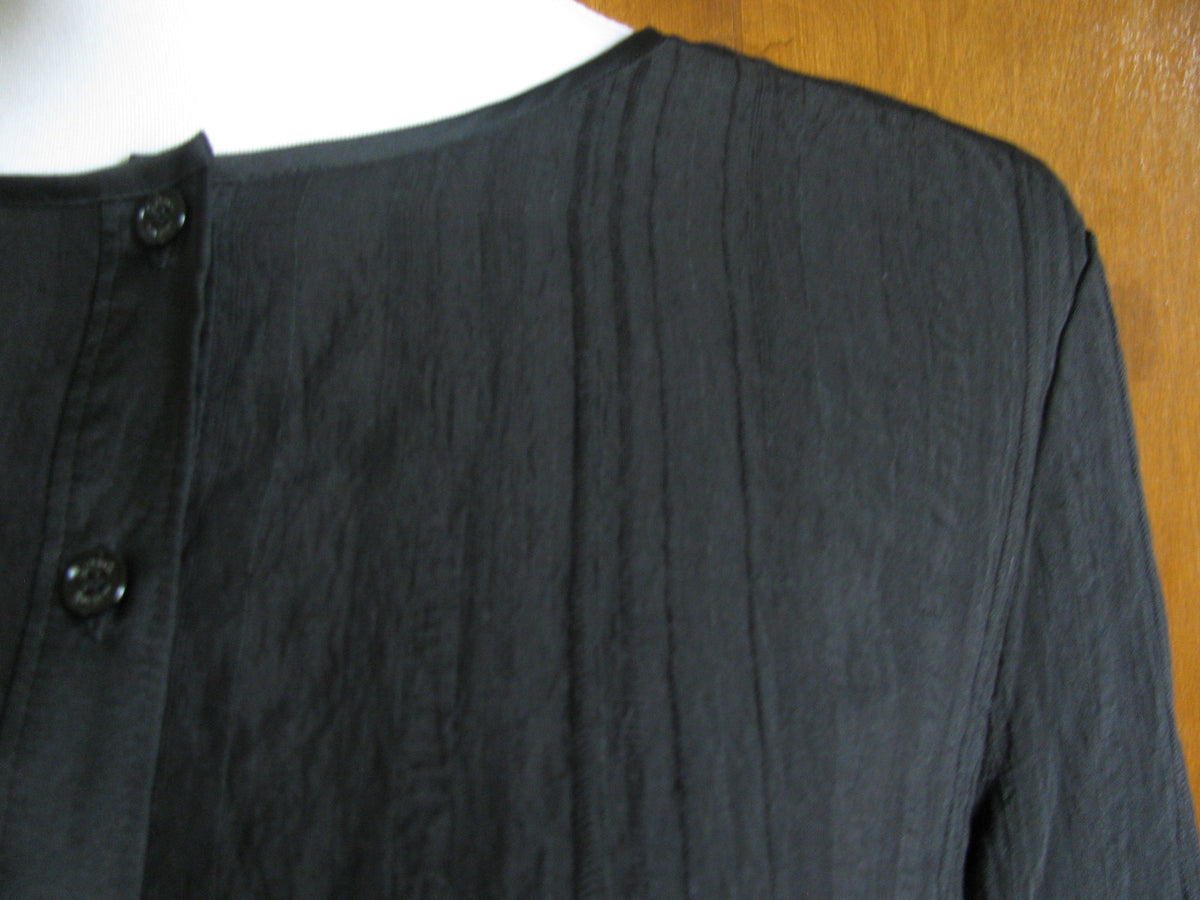 QMack women's viscose black top XLarge 